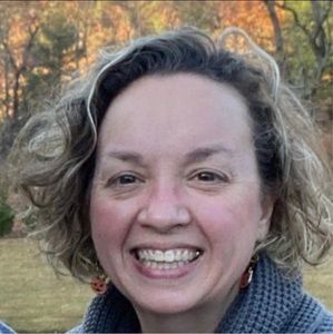 Meet your Posher, Jennifer